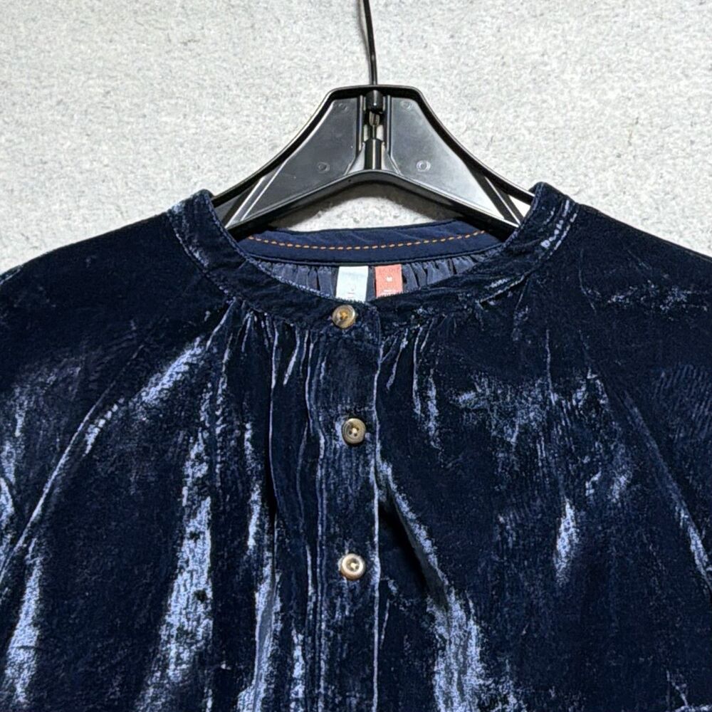 Anthropologie Pilcro Mara Relaxed Velvet Blue Button Down Shirt Women’s Medium - Picture 2 of 12